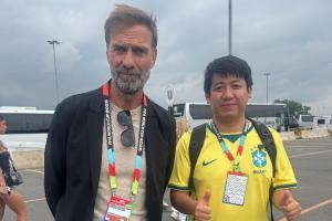 直播吧记者现场遇见克洛普,渣叔就接任德国队主教练一事作出回应