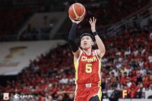 中国男篮全场得分不足80分，日本男篮前三节领先至74分