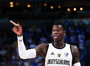 FIBA神将回归!施罗德砍下20分9助攻 助德国92-86击败以色列