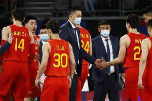 苏群谈过去为杜锋辩护：常人难明其理，评论犀利无情