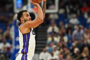 回归NBA!记者称特雷·莱尔斯与森林狼达成一年合约