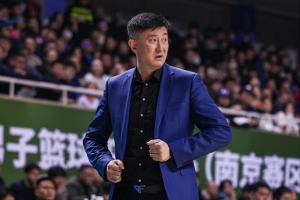 付政浩分析:杜锋辞职的两大直接因素——成绩未达标与年轻球员培养未达预期