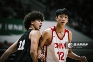 活力四溢!吕飞燕攻防两端发挥出色,12投6中贡献20分5助攻2抢断,正负值+26独占鳌头