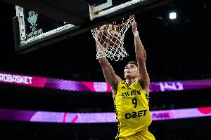 世预赛:瑞典87-76击败捷克 拉松16投4中得19分2篮板2助攻 克雷伊奇贡献14分4篮板5助攻