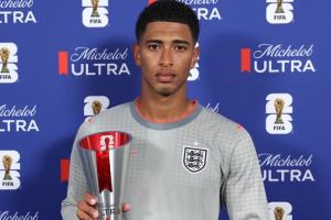 英格兰0-0加纳，贝林厄姆获最佳球员却面带严肃