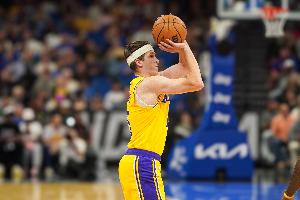 4年1.85亿美元，Shams报道：里夫斯获NBA落选秀最大合同