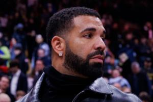 Drake作为饶舌歌手押注77万美元，助加拿大击败南非晋级，纯收益达23.1万美元