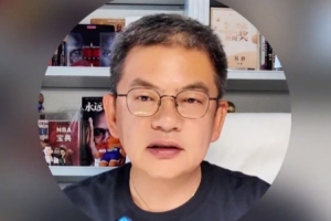 苏群表示:杜锋近期承受巨大压力,凭借其能力定有重振旗鼓之时