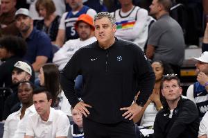 步行者助教谈开拓者新帅合同问题：关乎教练前辈们的奋斗与付出